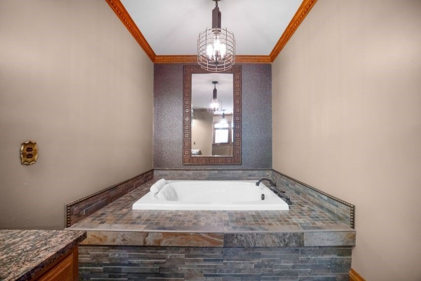 Paintsville, Kentucky, 41240, United States, 6 Bedrooms Bedrooms, ,6 BathroomsBathrooms,Residential,For Sale,1936965