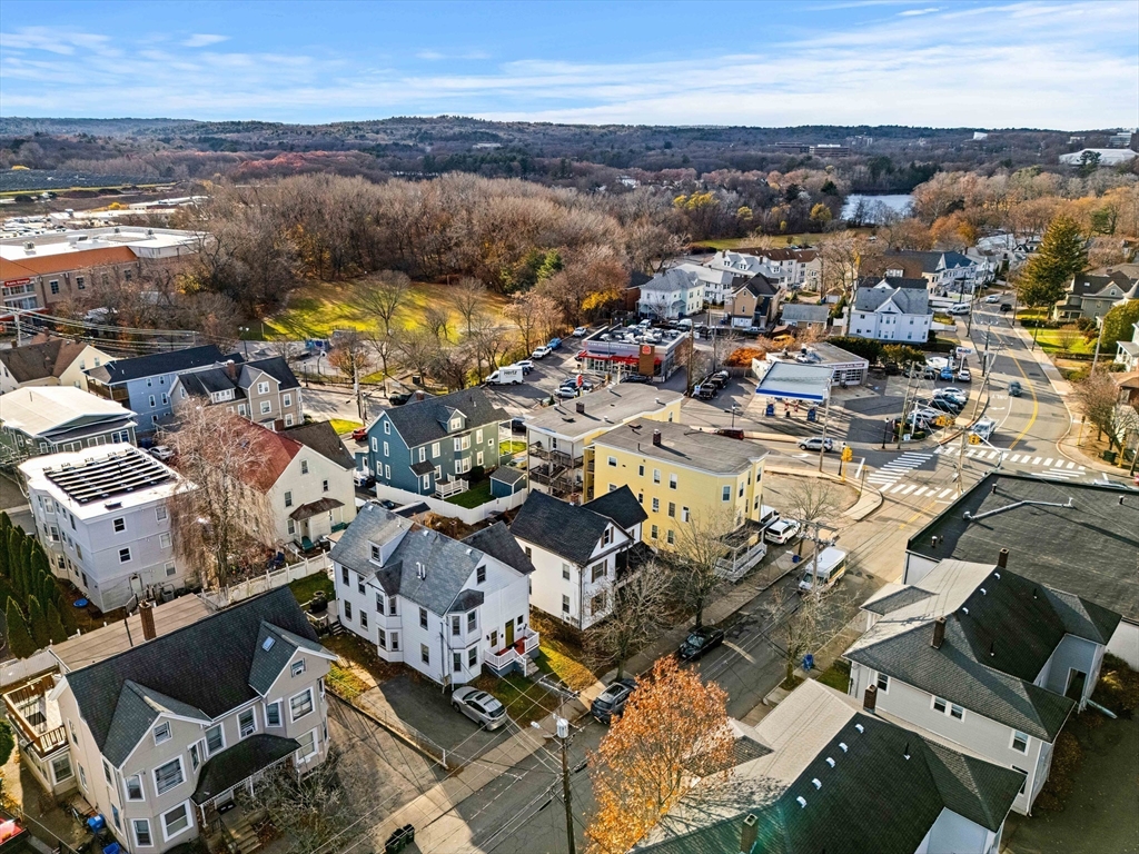 Waltham, Massachusetts, 02453, United States, 2 Bedrooms Bedrooms, ,2 BathroomsBathrooms,Residential,For Sale,2001729