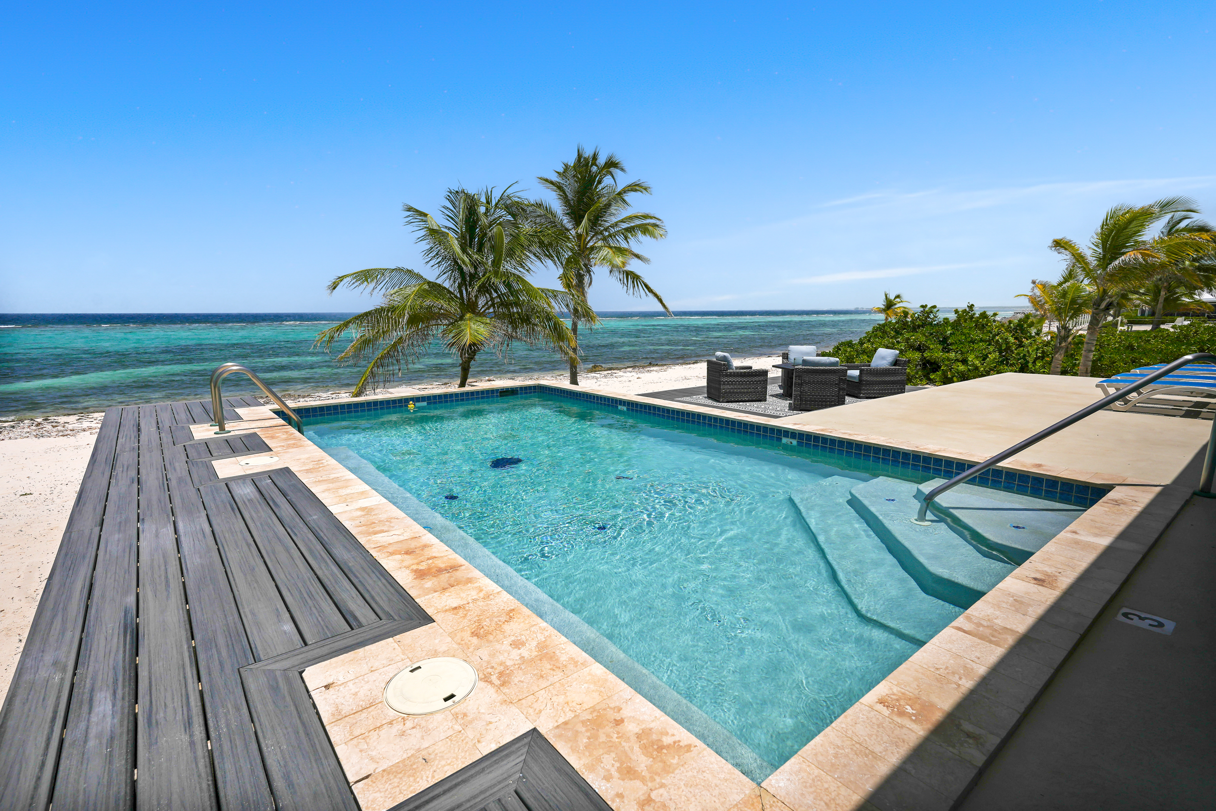  No Big Ting - Cayman Kai beachfront - 物件實景