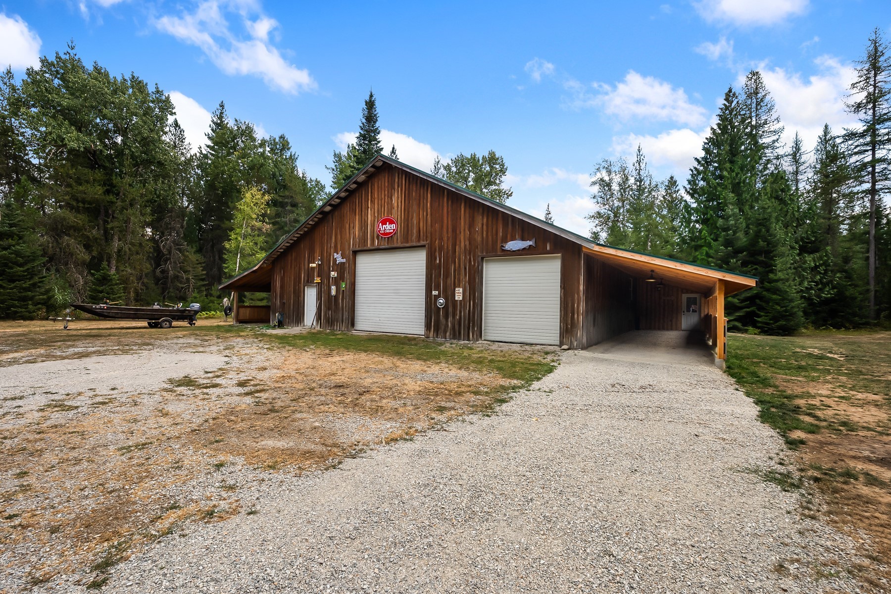  Riverfront Estate Ranch Property - 物件實景
