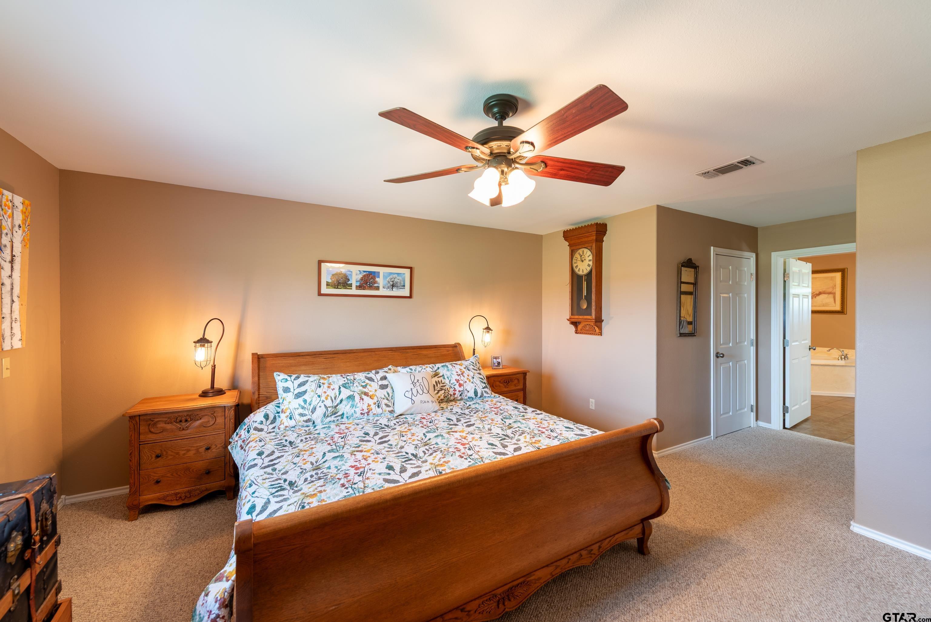 Naples, Texas, 75568, United States, 5 Bedrooms Bedrooms, ,4 BathroomsBathrooms,Residential,For Sale,1895043