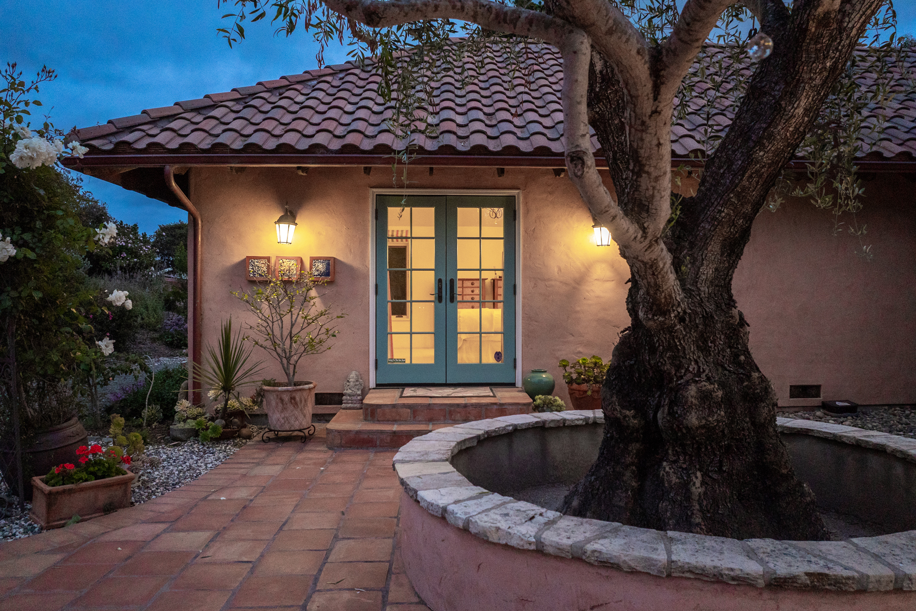 25987 Rio Vista Drive, Carmel - 物件實景