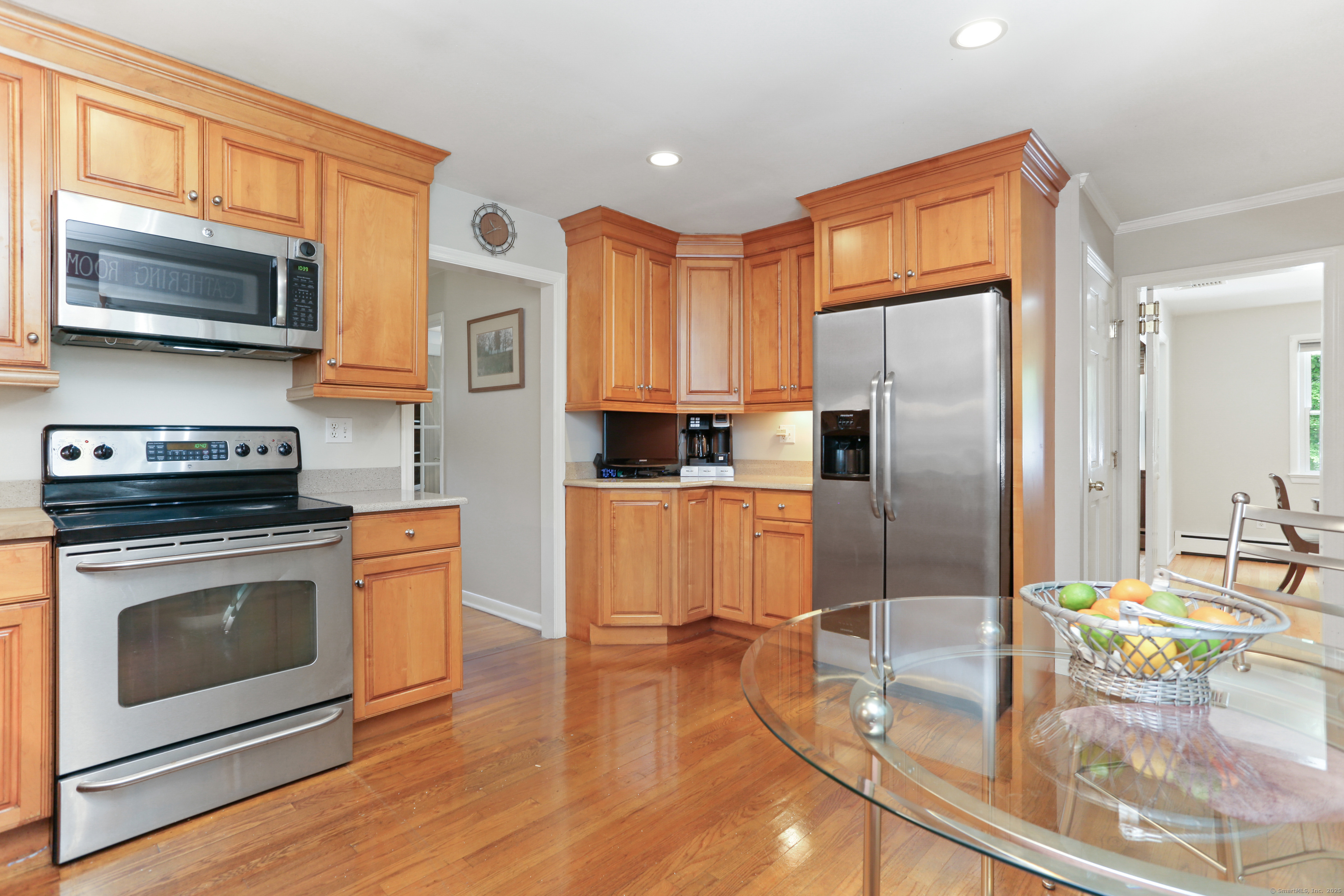 Norwalk, Connecticut, 06850, United States, 3 Bedrooms Bedrooms, ,2 BathroomsBathrooms,Residential,For Sale,1934607