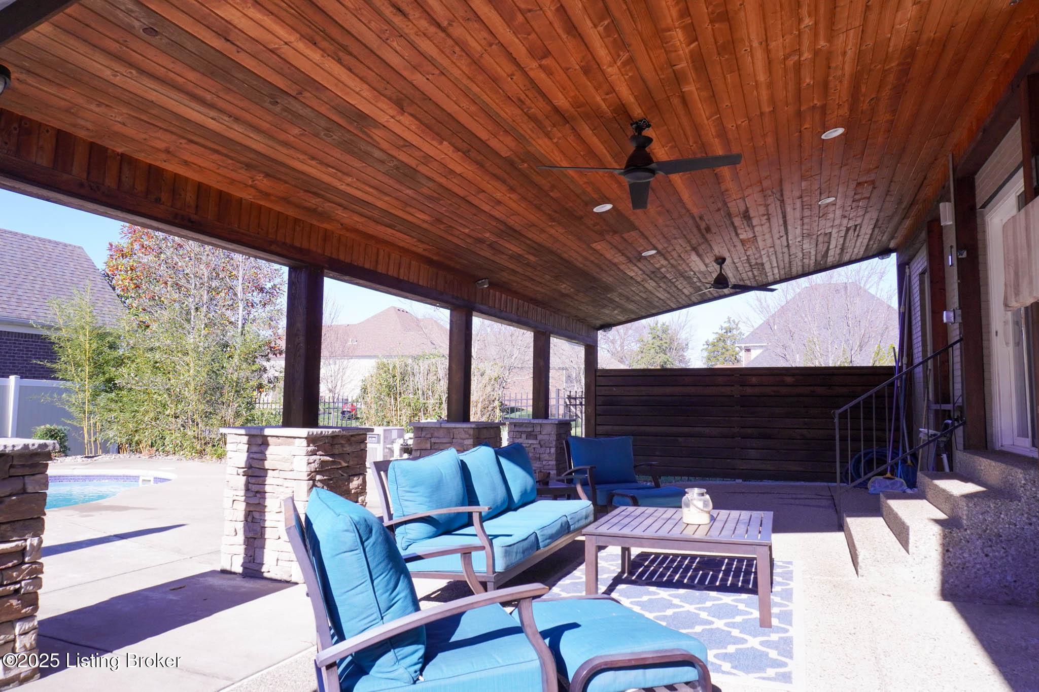 Louisville, Kentucky, 40299, United States, 3 Bedrooms Bedrooms, ,4 BathroomsBathrooms,Residential,For Sale,2000684