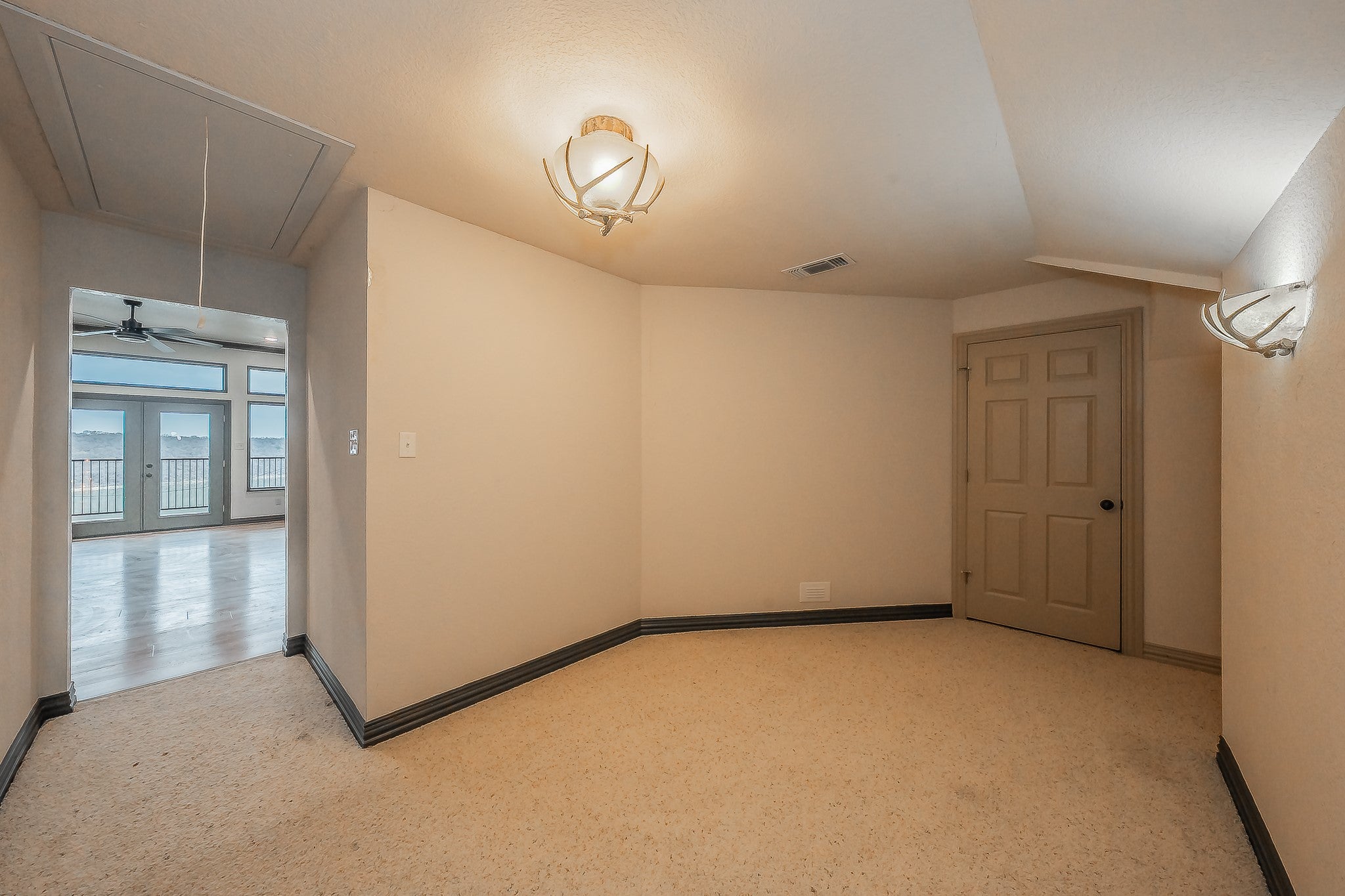 Chico, Texas, 76431, United States, 4 Bedrooms Bedrooms, ,4 BathroomsBathrooms,Residential,For Sale,2023680
