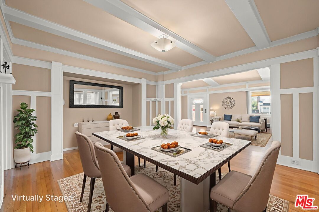 Inglewood, California, 90301, United States, 4 Bedrooms Bedrooms, ,Residential,For Sale,1993499