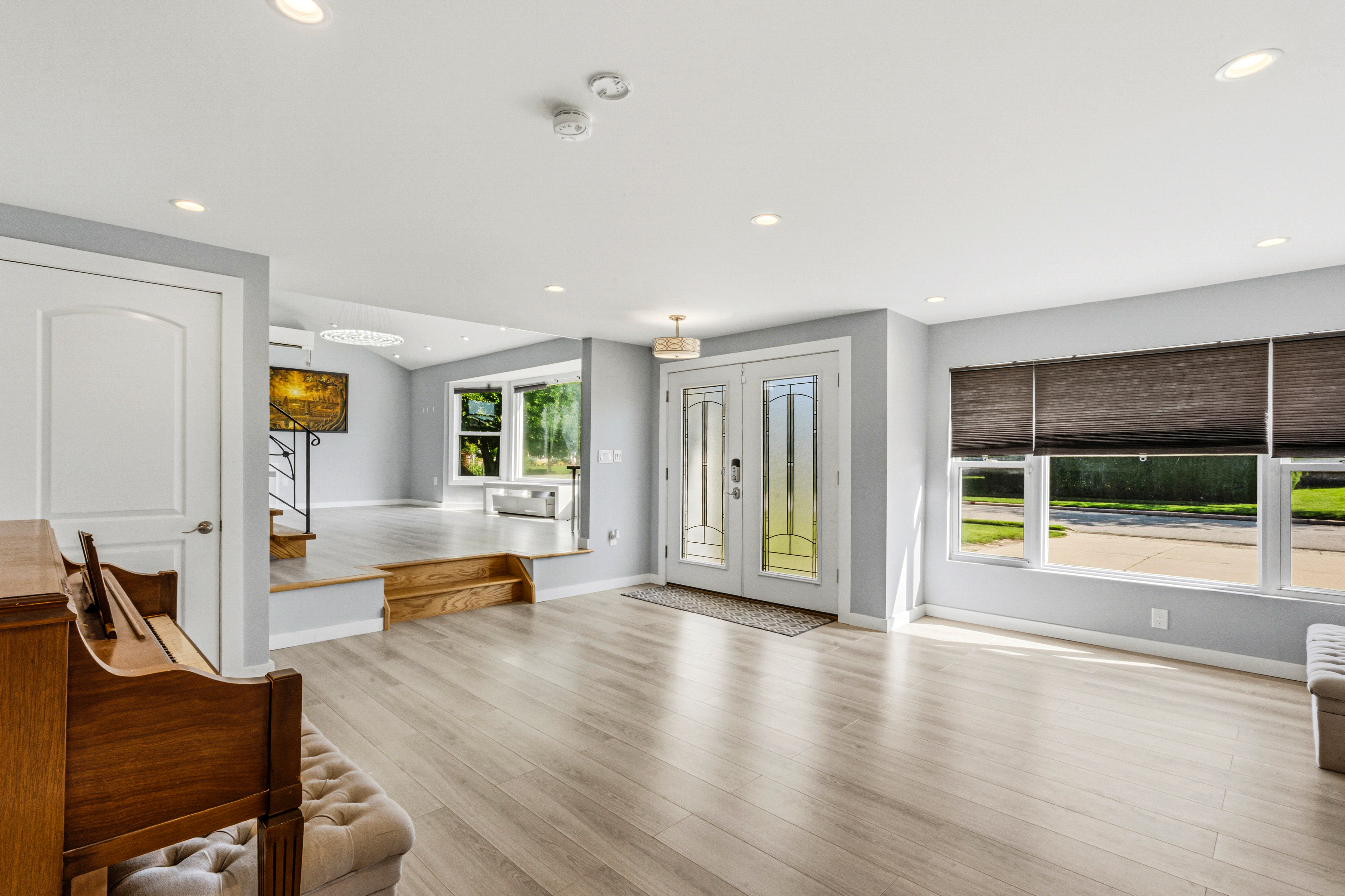  31 Sutton Hill Lane, Manhasset Hills, NY, 11040 - 物件實景