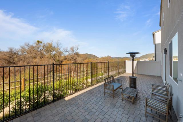 Fallbrook, California, 92028, United States, 3 Bedrooms Bedrooms, ,3 BathroomsBathrooms,Residential,For Sale,2005764