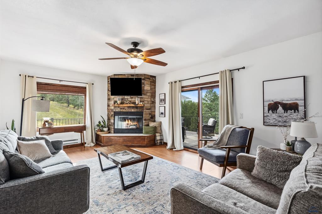 Rapid City, South Dakota, 57702, United States, 4 Bedrooms Bedrooms, ,2 BathroomsBathrooms,Residential,For Sale,1878563