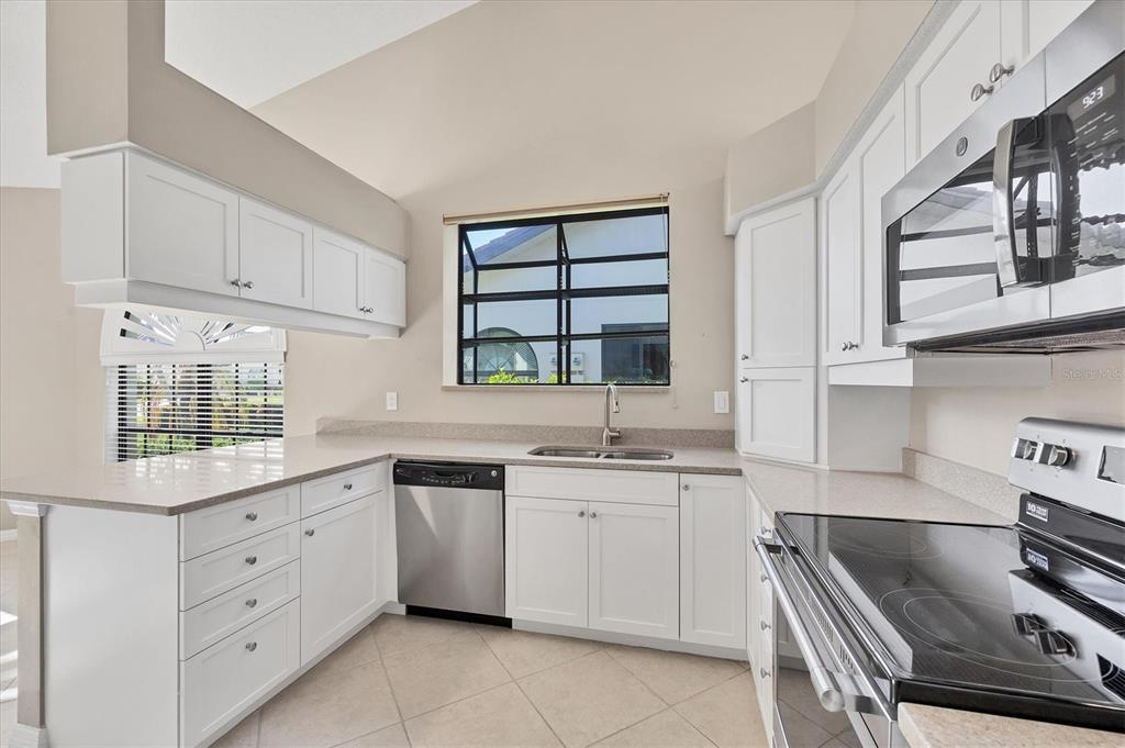 Sarasota, Florida, 34238, United States, 2 Bedrooms Bedrooms, ,2 BathroomsBathrooms,Residential,For Sale,1818711