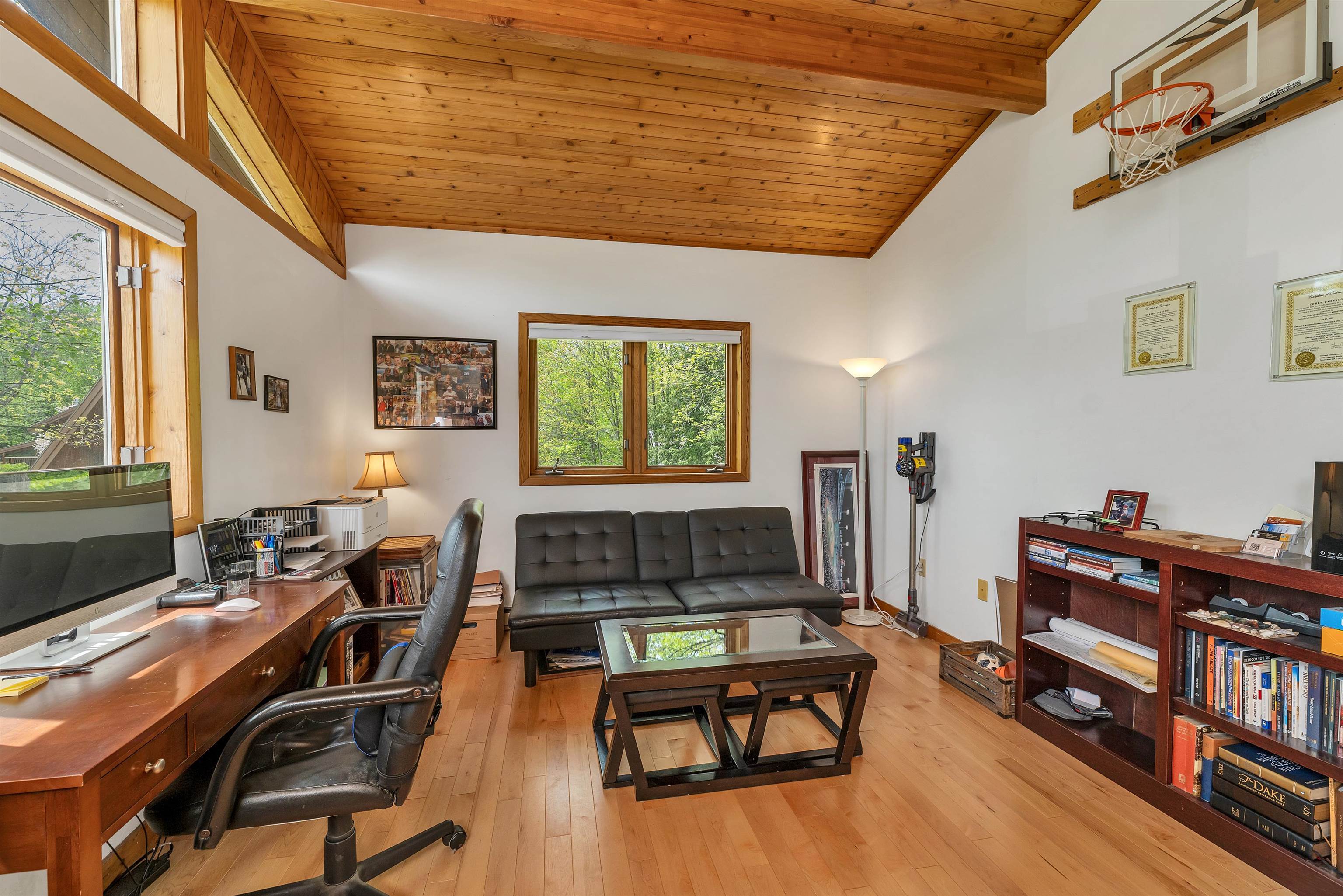 Laconia, New Hampshire, 03246, United States, 3 Bedrooms Bedrooms, ,2 BathroomsBathrooms,Residential,For Sale,1938824