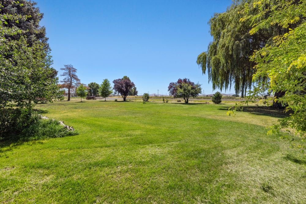 KLAMATH FALLS, Oregon, 97603, United States, 3 Bedrooms Bedrooms, ,2 BathroomsBathrooms,Residential,For Sale,1984285