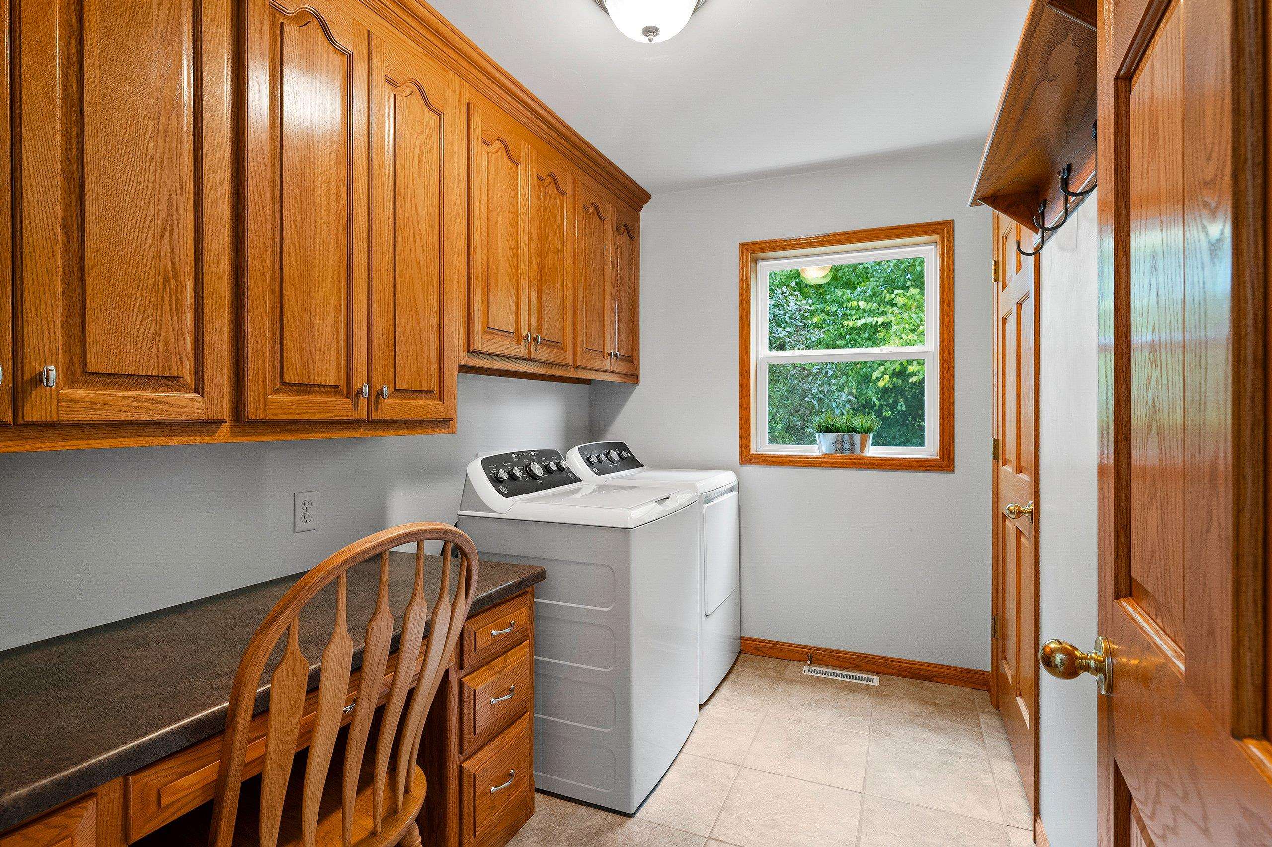 SOBIESKI, Wisconsin, 54171, United States, 5 Bedrooms Bedrooms, ,3 BathroomsBathrooms,Residential,For Sale,1965395