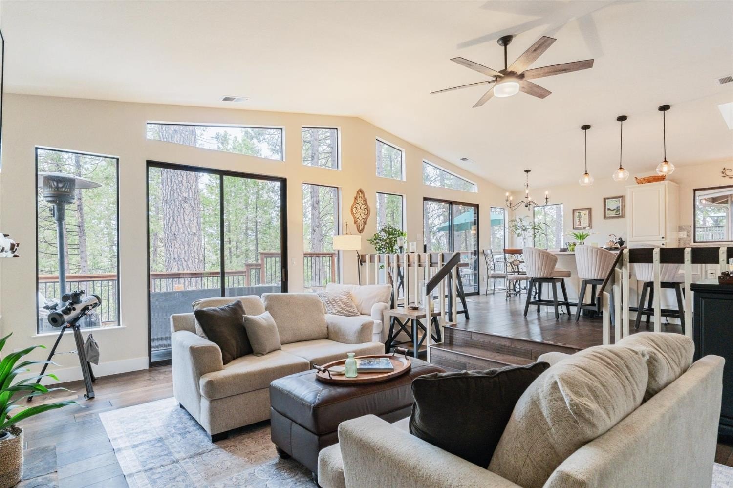 Murphys, California, 95247, United States, 4 Bedrooms Bedrooms, ,3 BathroomsBathrooms,Residential,For Sale,1981649