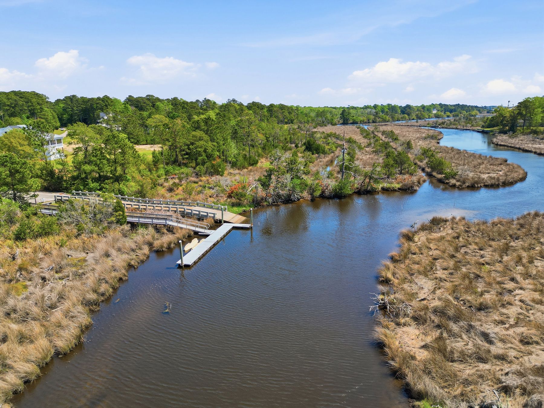  331 Spicer Lake Drive, Holly Ridge, NC 28445 - 物件實景