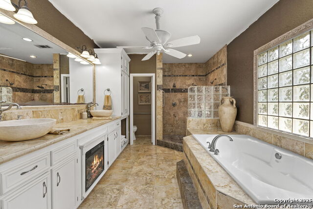 Bandera, Texas, 78003, United States, 3 Bedrooms Bedrooms, ,3 BathroomsBathrooms,Residential,For Sale,1919433
