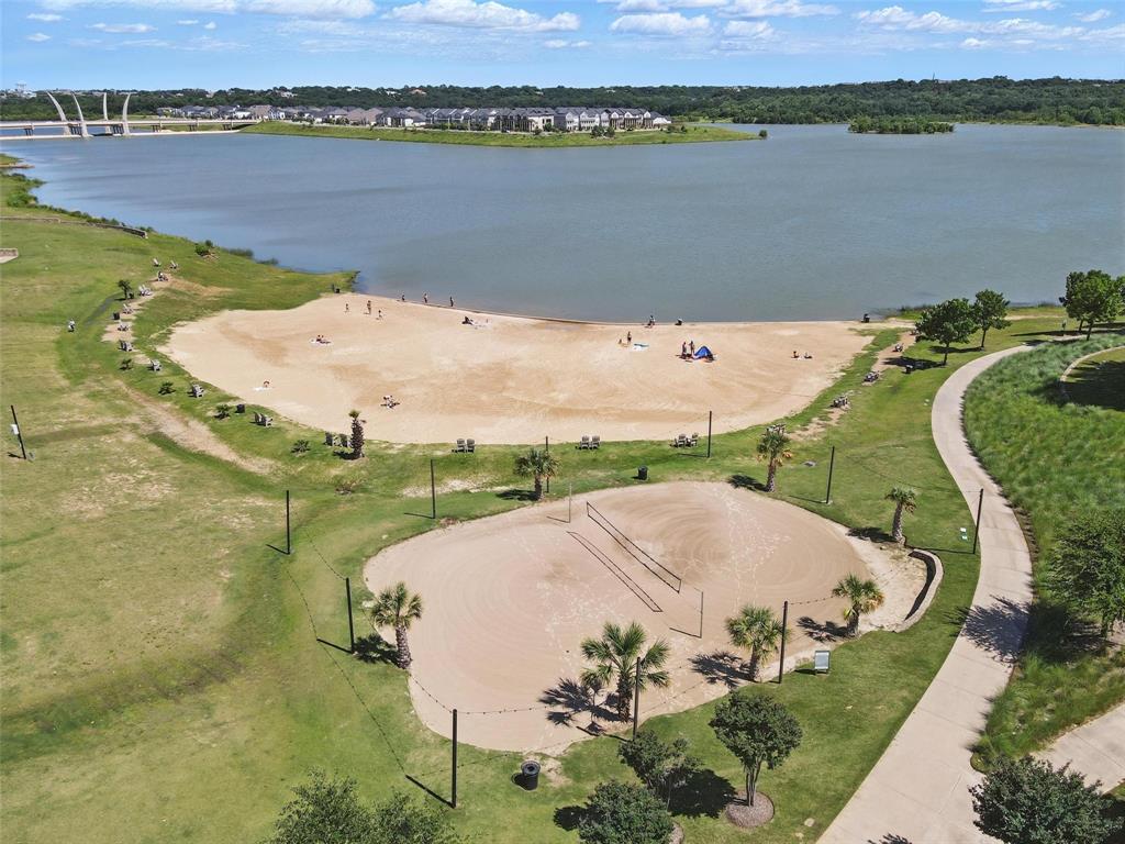 Arlington, Texas, 76005, United States, 4 Bedrooms Bedrooms, ,4 BathroomsBathrooms,Residential,For Sale,1947984