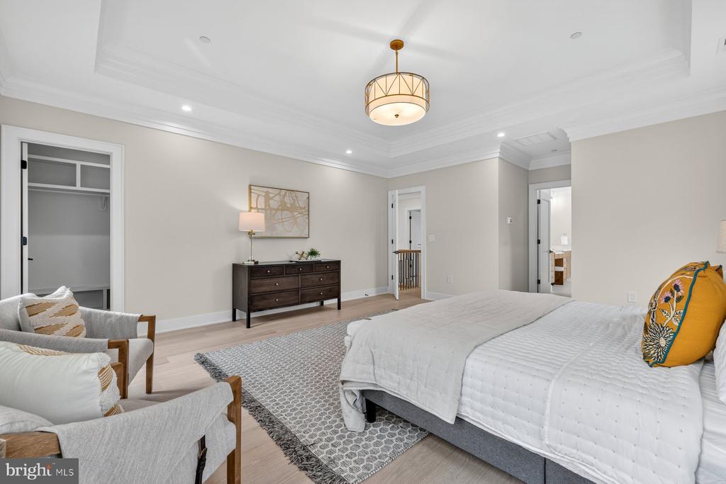 Kensington, Maryland, 20895, United States, 5 Bedrooms Bedrooms, ,5 BathroomsBathrooms,Residential,For Sale,2048532