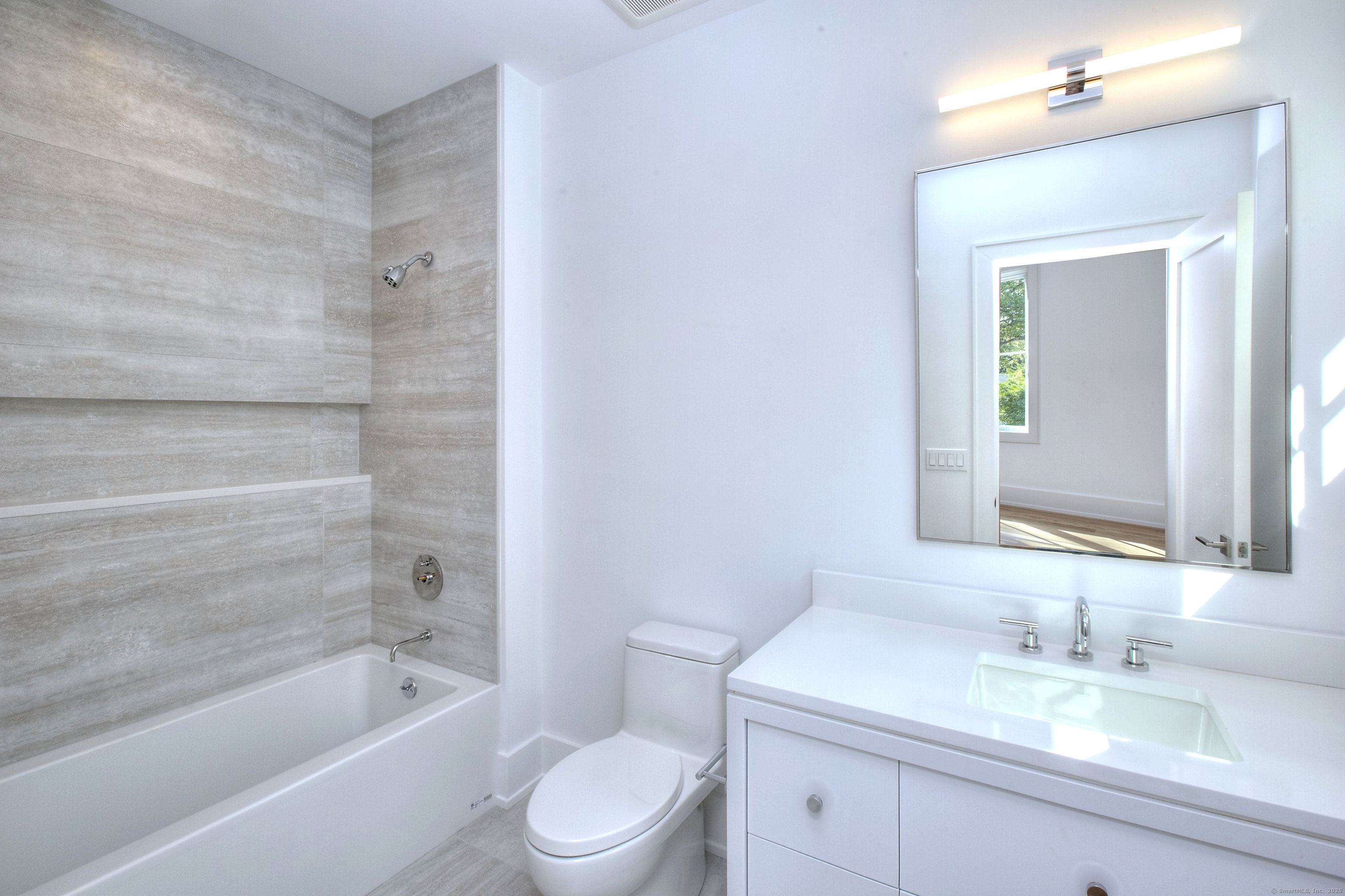 Westport, Connecticut, 06880, United States, 6 Bedrooms Bedrooms, ,9 BathroomsBathrooms,Residential,For Sale,1960776