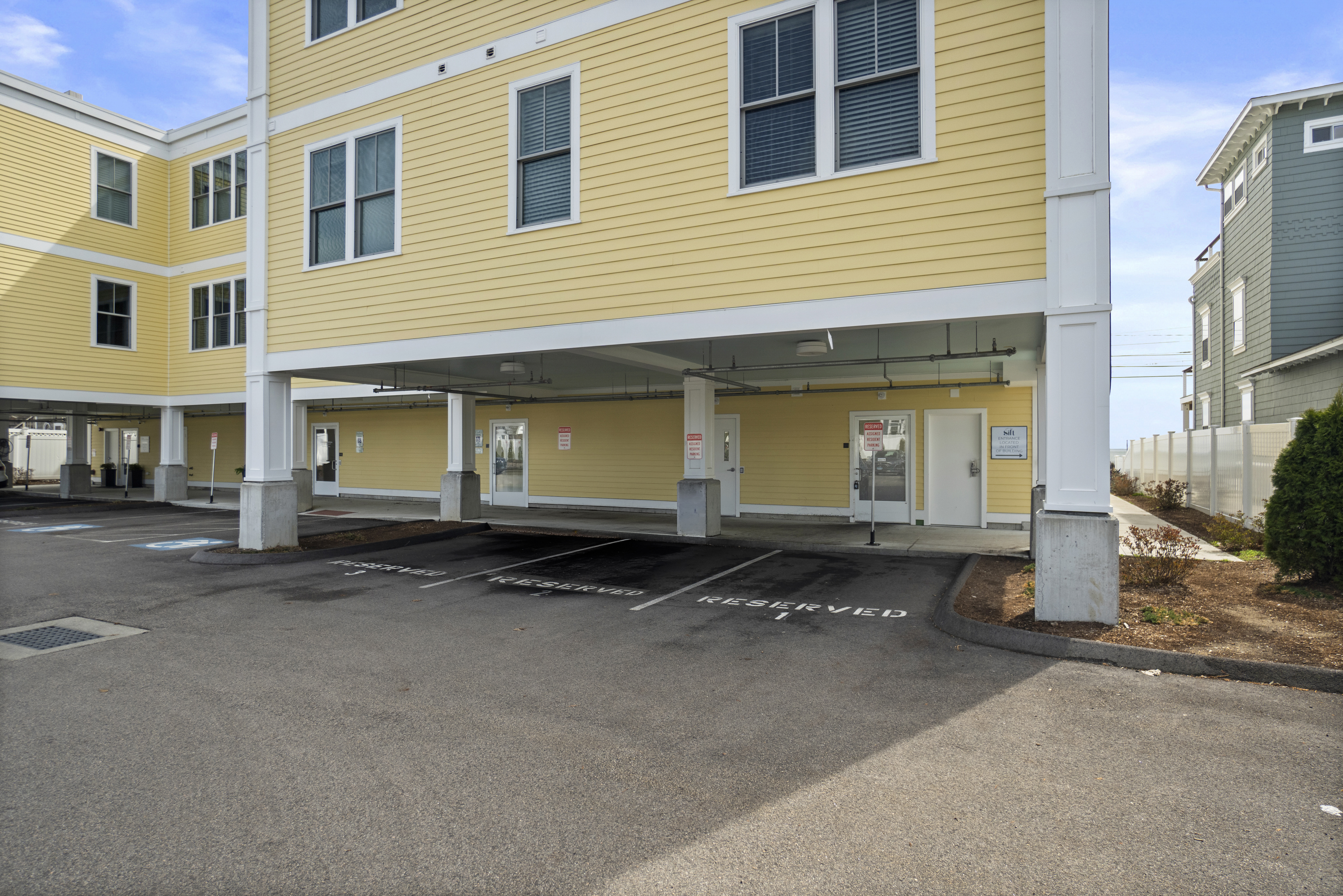  Waterfront 3 Bed Condo in East Lyme - 物件實景