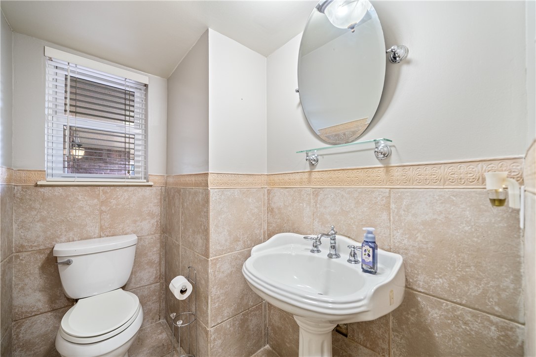 Corpus Christi, Texas, 78413, United States, 5 Bedrooms Bedrooms, ,5 BathroomsBathrooms,Residential,For Sale,1998371