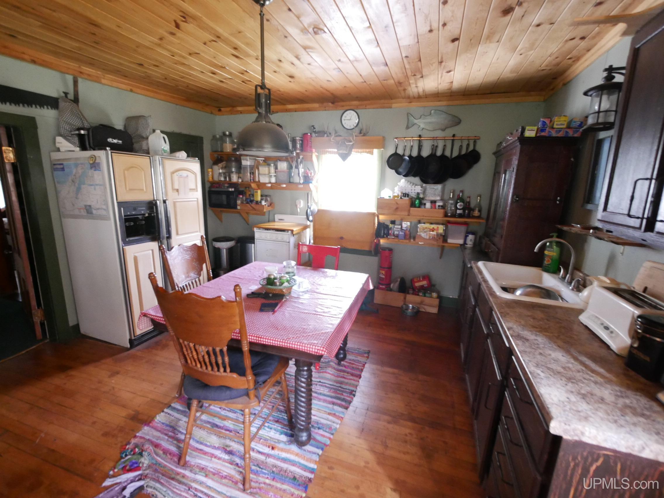 Chassell, Michigan, 49916, United States, 2 Bedrooms Bedrooms, ,1 BathroomBathrooms,Residential,For Sale,1910666