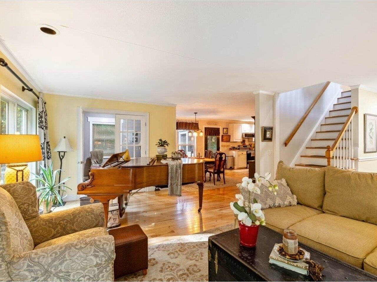 Georgia, Vermont, 05478, United States, 4 Bedrooms Bedrooms, ,2 BathroomsBathrooms,Residential,For Sale,1950830