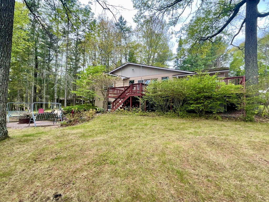Tomahawk, Wisconsin, 54487, United States, 4 Bedrooms Bedrooms, ,2 BathroomsBathrooms,Residential,For Sale,1907326