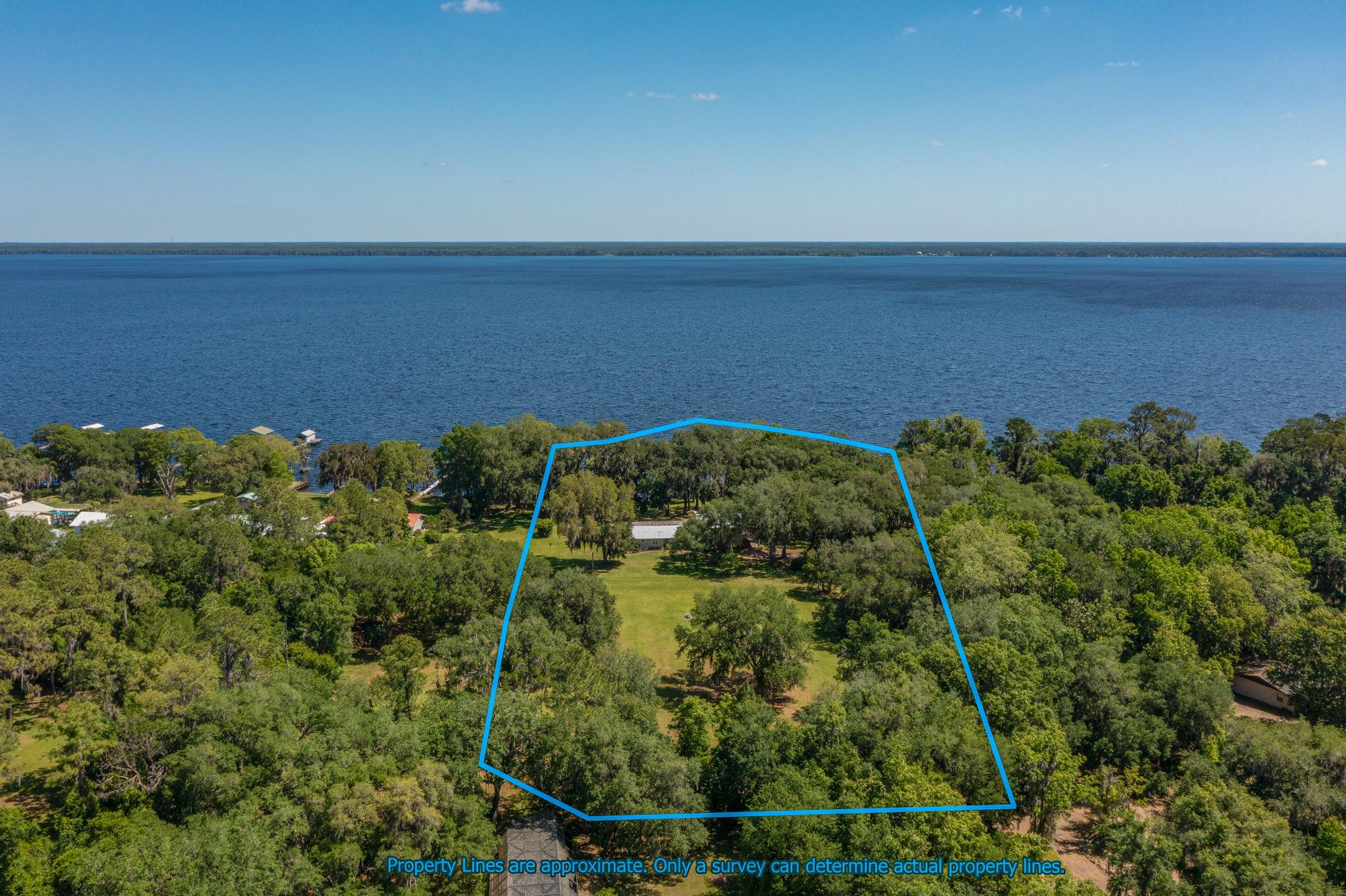 Crescent City, Florida, 32112, United States, 5 Bedrooms Bedrooms, ,3 BathroomsBathrooms,Residential,For Sale,1981097