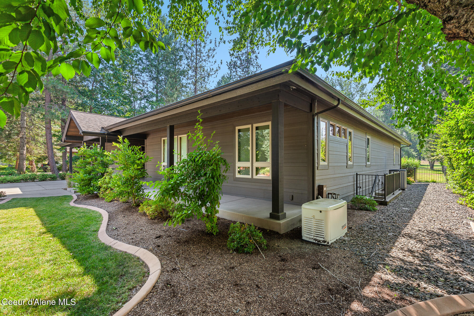 Hayden Lake, Idaho, 83835, United States, 4 Bedrooms Bedrooms, ,4 BathroomsBathrooms,Residential,For Sale,1984036