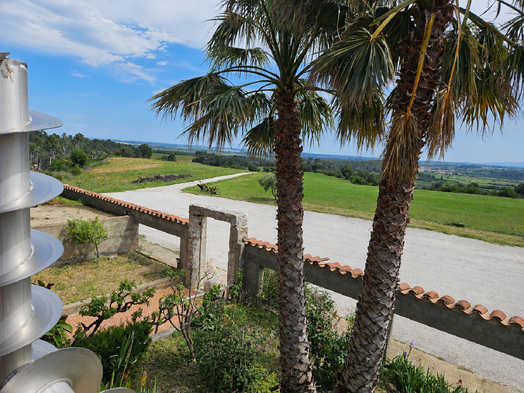  Magnificent Estate of Over 1,600 m² on 10 Hectares of Land with Sweeping Views … - 物件實景