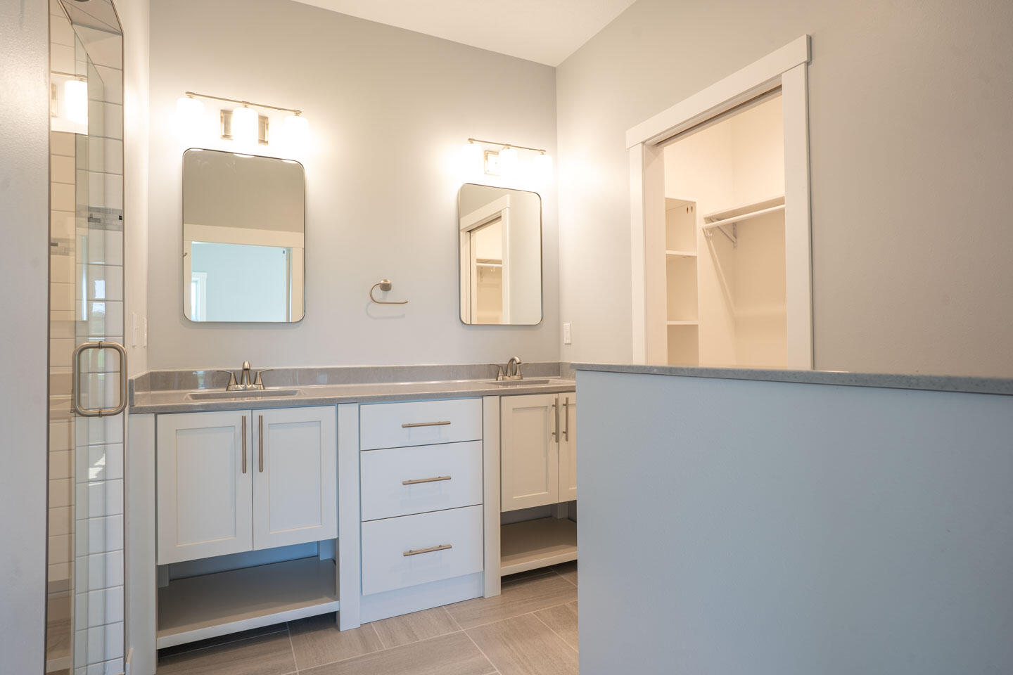 Holmen, Wisconsin, 54636, United States, 3 Bedrooms Bedrooms, ,2 BathroomsBathrooms,Residential,For Sale,1960662