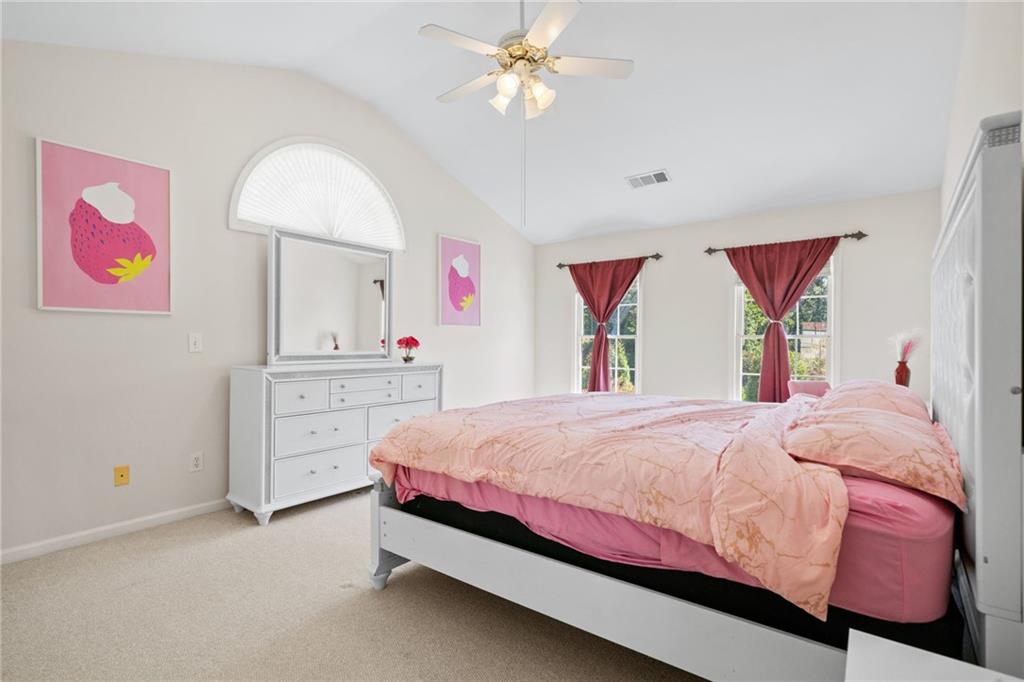 Roswell, Georgia, 30075, United States, 4 Bedrooms Bedrooms, ,3 BathroomsBathrooms,Residential,For Sale,1986078