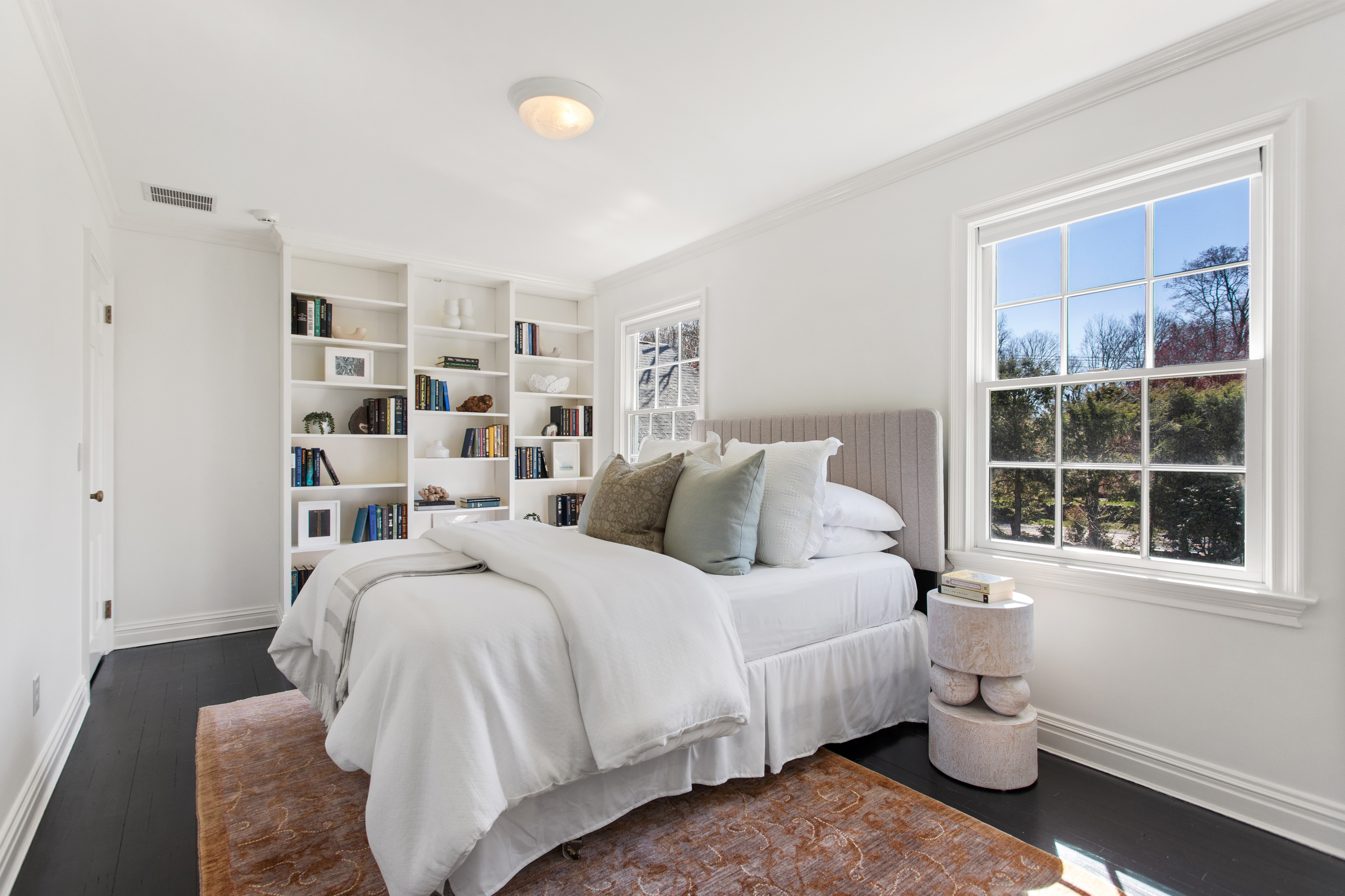  Stately Updated Colonial on Magnificent Grounds - 物件實景