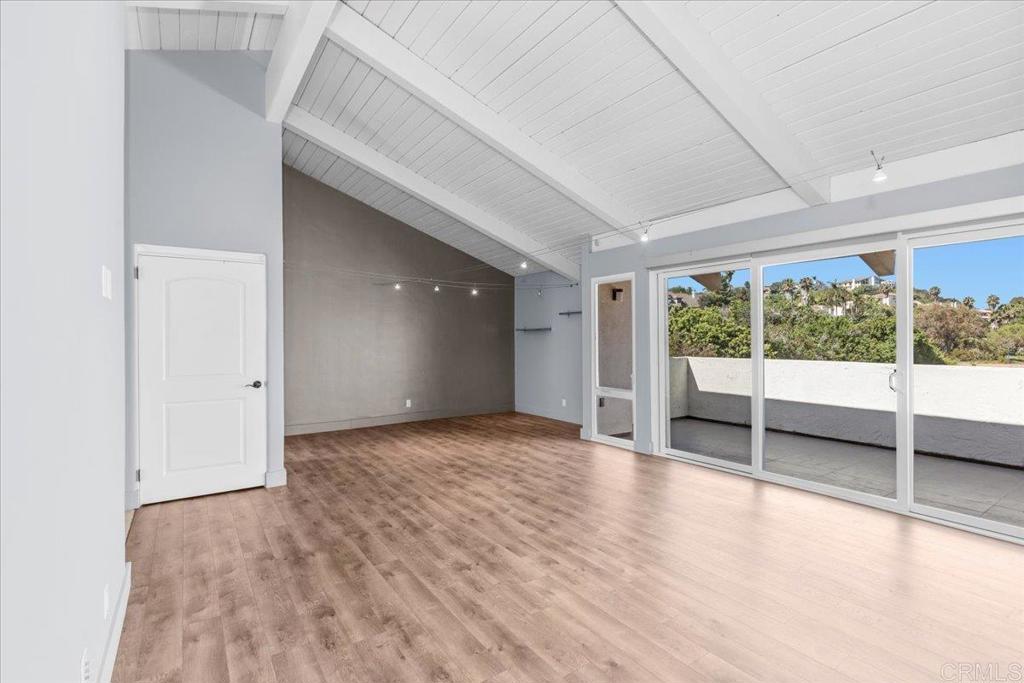Carlsbad, California, 92009, United States, 2 Bedrooms Bedrooms, ,2 BathroomsBathrooms,Residential,For Sale,1932057