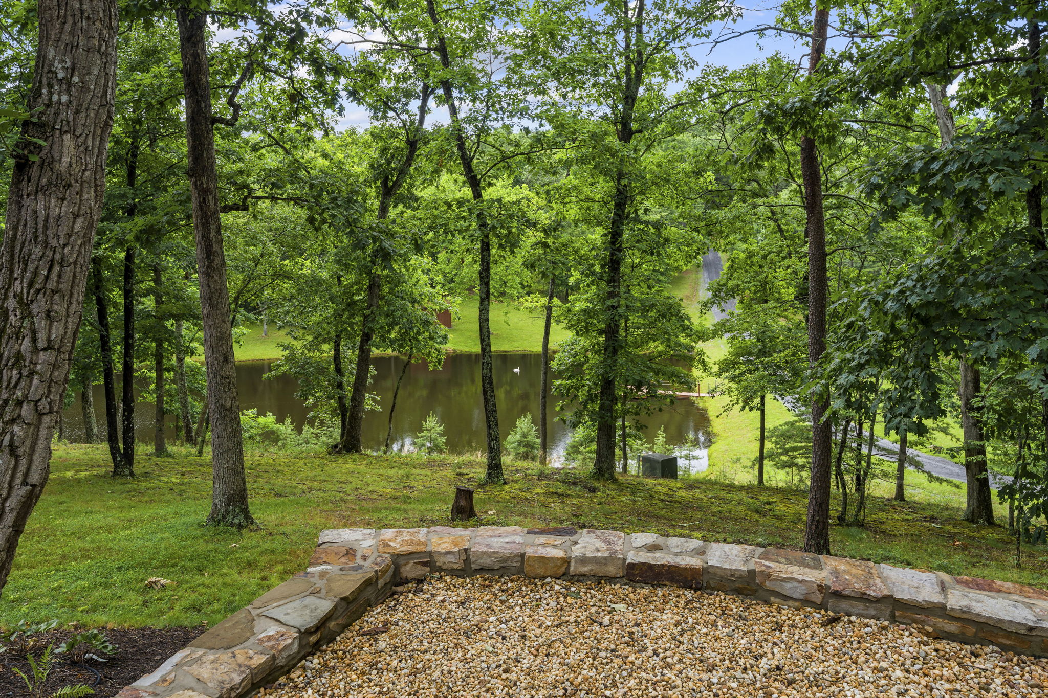  310 Red Gate Retreat Way, Berkeley Springs, WV 25411 - 物件實景
