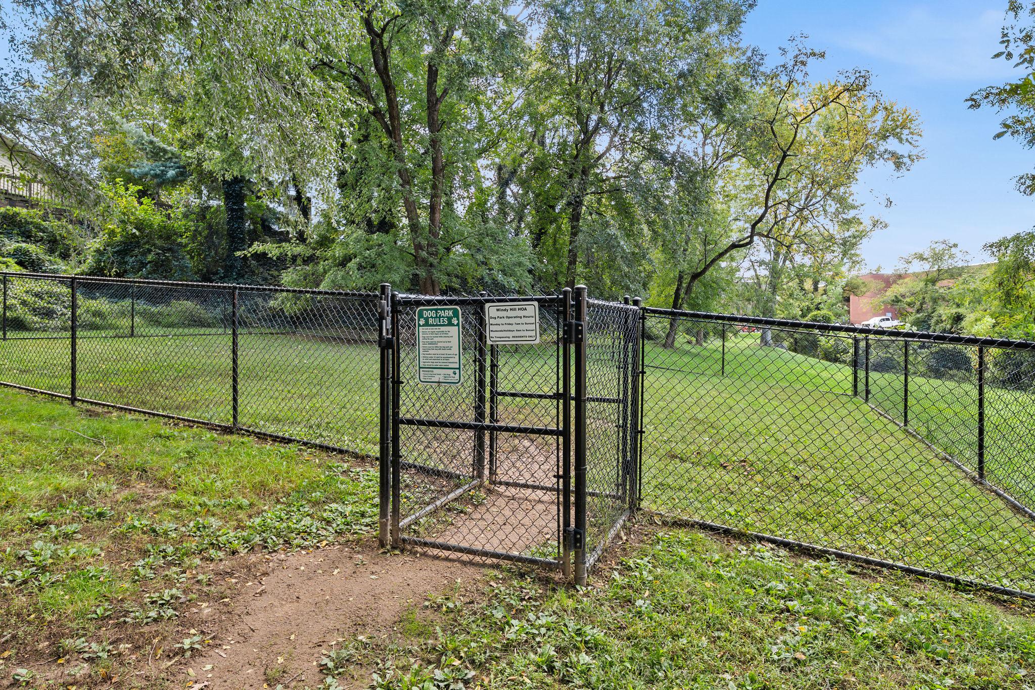  5413 Cheyenne Knoll Place, Alexandria, VA, 22312 - 物件實景