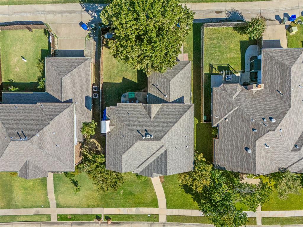 Carrollton, Texas, 75007, United States, 4 Bedrooms Bedrooms, ,3 BathroomsBathrooms,Residential,For Sale,1970362