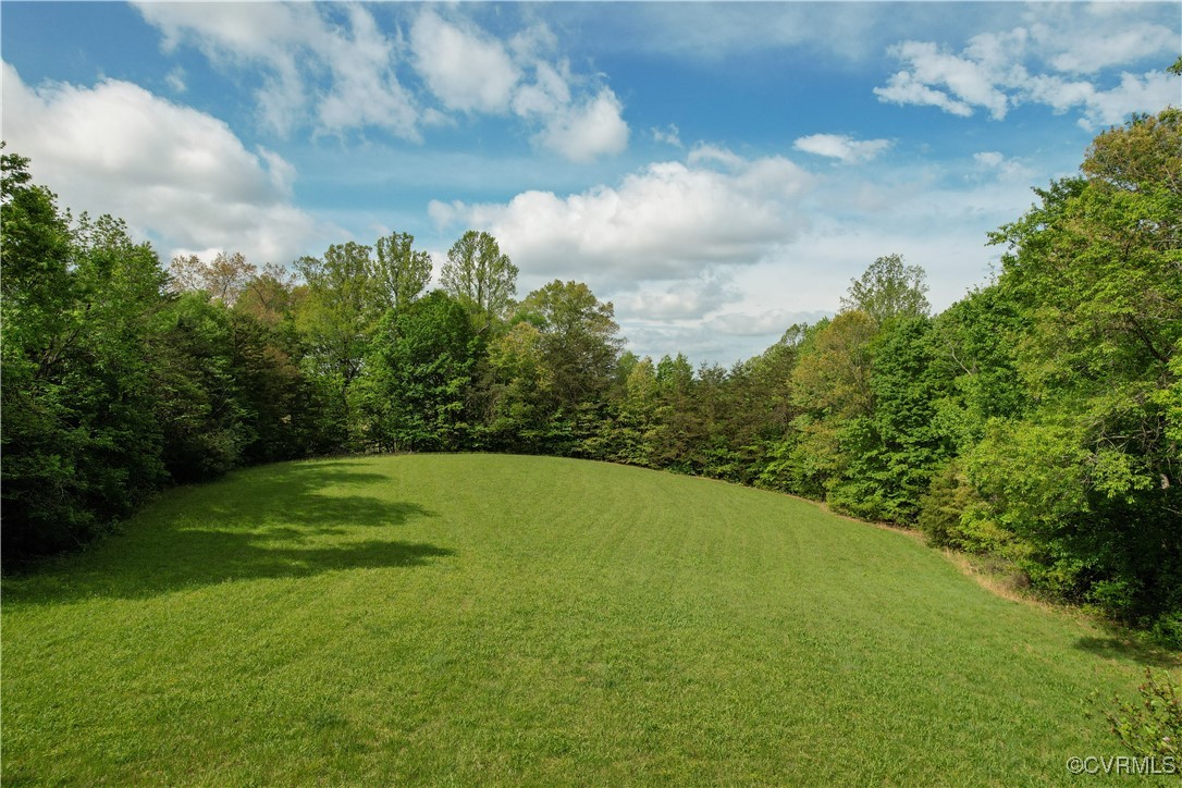 Gladstone, Virginia, 24553, United States, 2 Bedrooms Bedrooms, ,3 BathroomsBathrooms,Residential,For Sale,1802256
