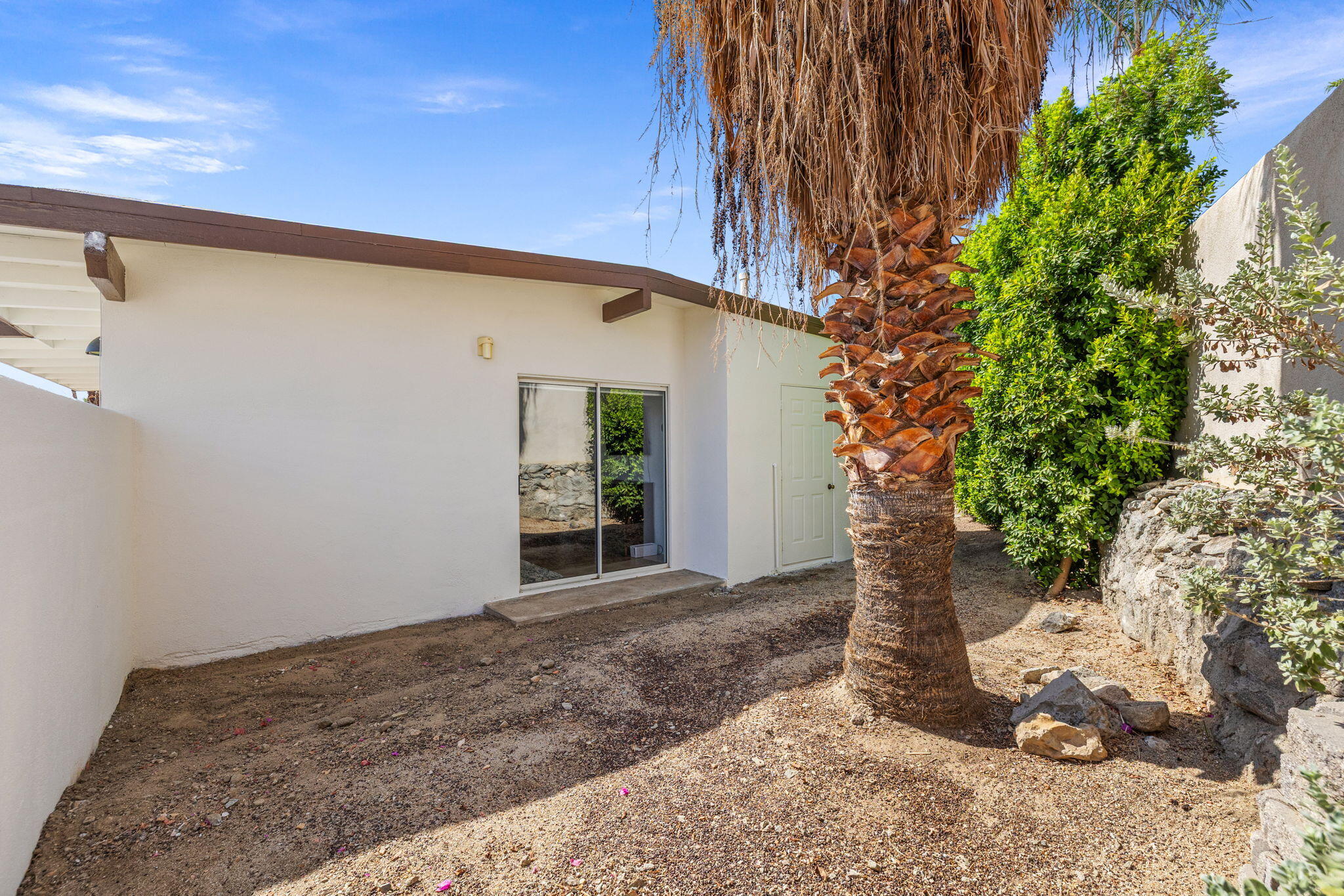 Cathedral City, California, 92234, United States, 3 Bedrooms Bedrooms, ,3 BathroomsBathrooms,Residential,For Sale,1896973
