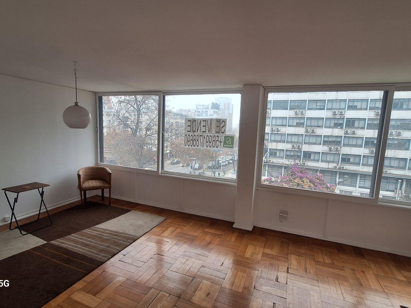Providencia, Chile, 4 Bedrooms Bedrooms, ,3 BathroomsBathrooms,Residential,For Sale,1882971
