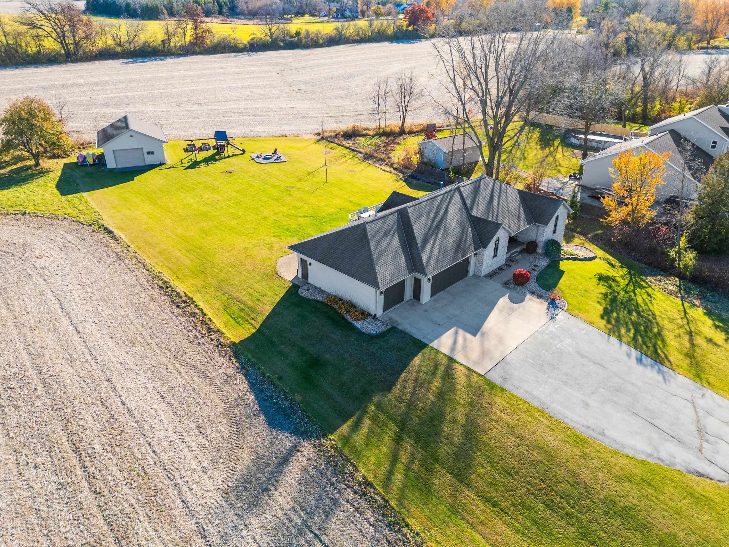 GREEN BAY, Wisconsin, 54311, United States, 4 Bedrooms Bedrooms, ,4 BathroomsBathrooms,Residential,For Sale,1991050