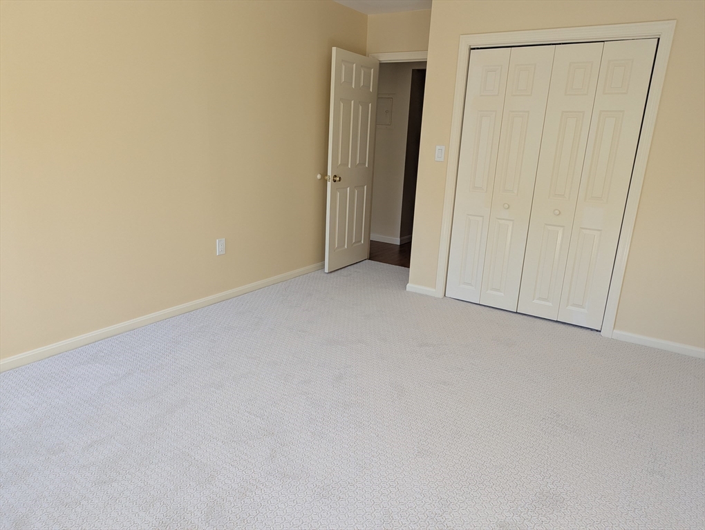 Watertown, Massachusetts, 02472, United States, 2 Bedrooms Bedrooms, ,2 BathroomsBathrooms,Residential,For Sale,1969435