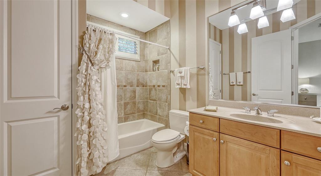 Lakewood Ranch, Florida, 34202, United States, 4 Bedrooms Bedrooms, ,5 BathroomsBathrooms,Residential,For Sale,1795328
