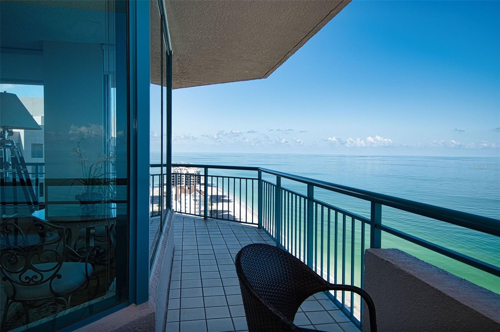 CLEARWATER BEACH, Florida, 33767, United States, 3 Bedrooms Bedrooms, ,3 BathroomsBathrooms,Residential,For Sale,1976506