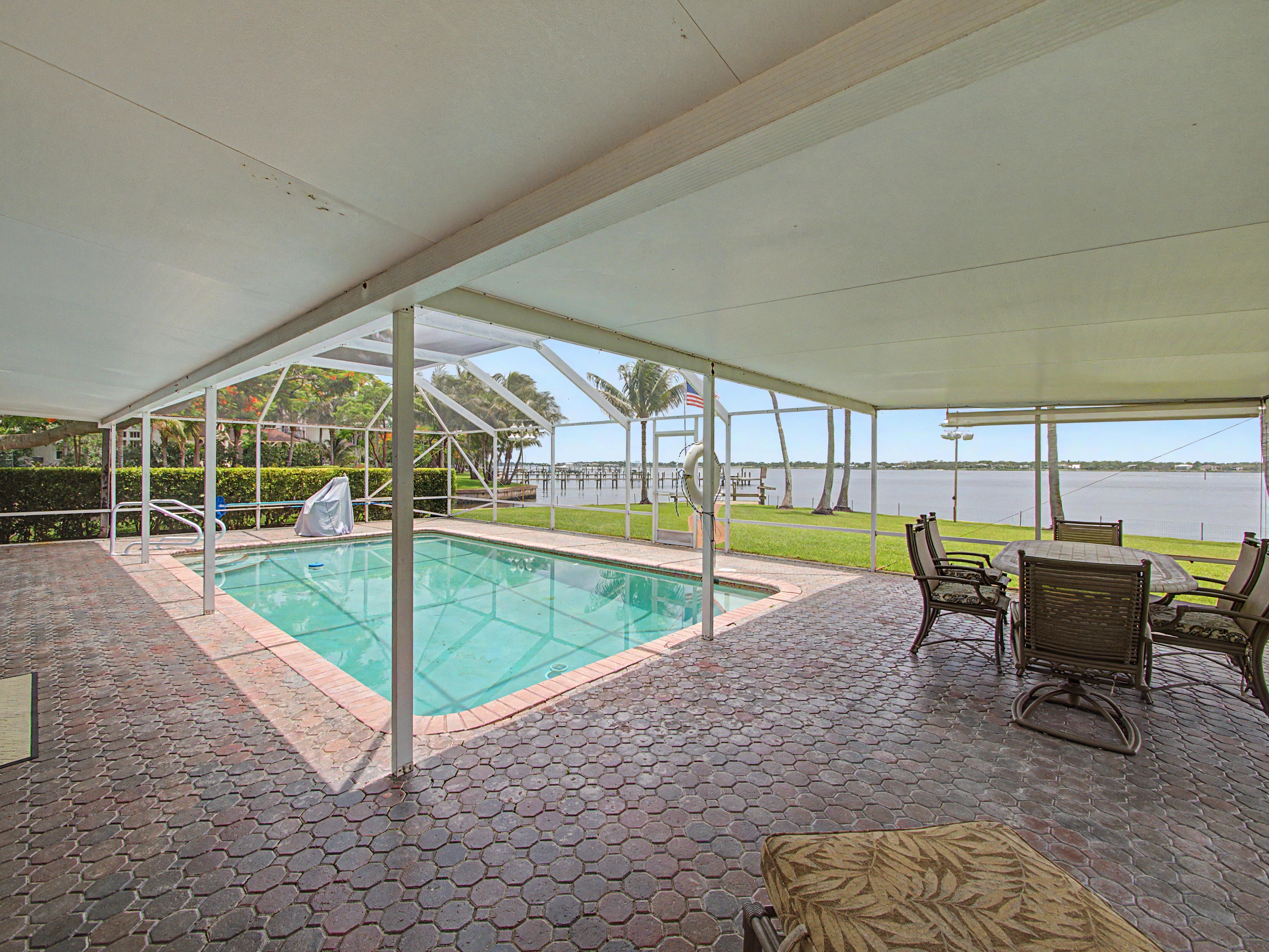  1910 NW Cove Circle, Stuart, FL, 34994 - 物件實景