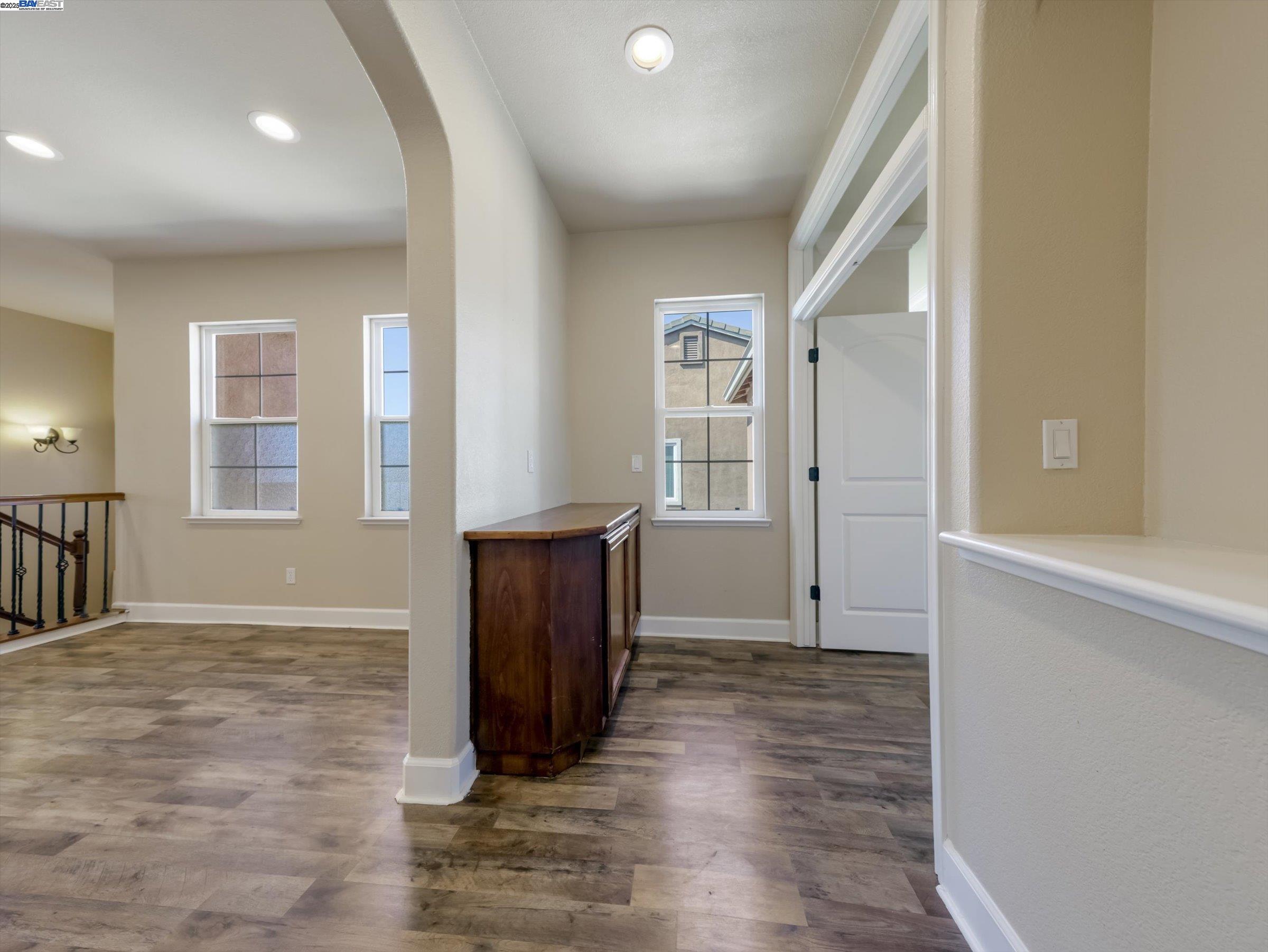 Vallejo, California, 94591, United States, 5 Bedrooms Bedrooms, ,5 BathroomsBathrooms,Residential,For Sale,2002289