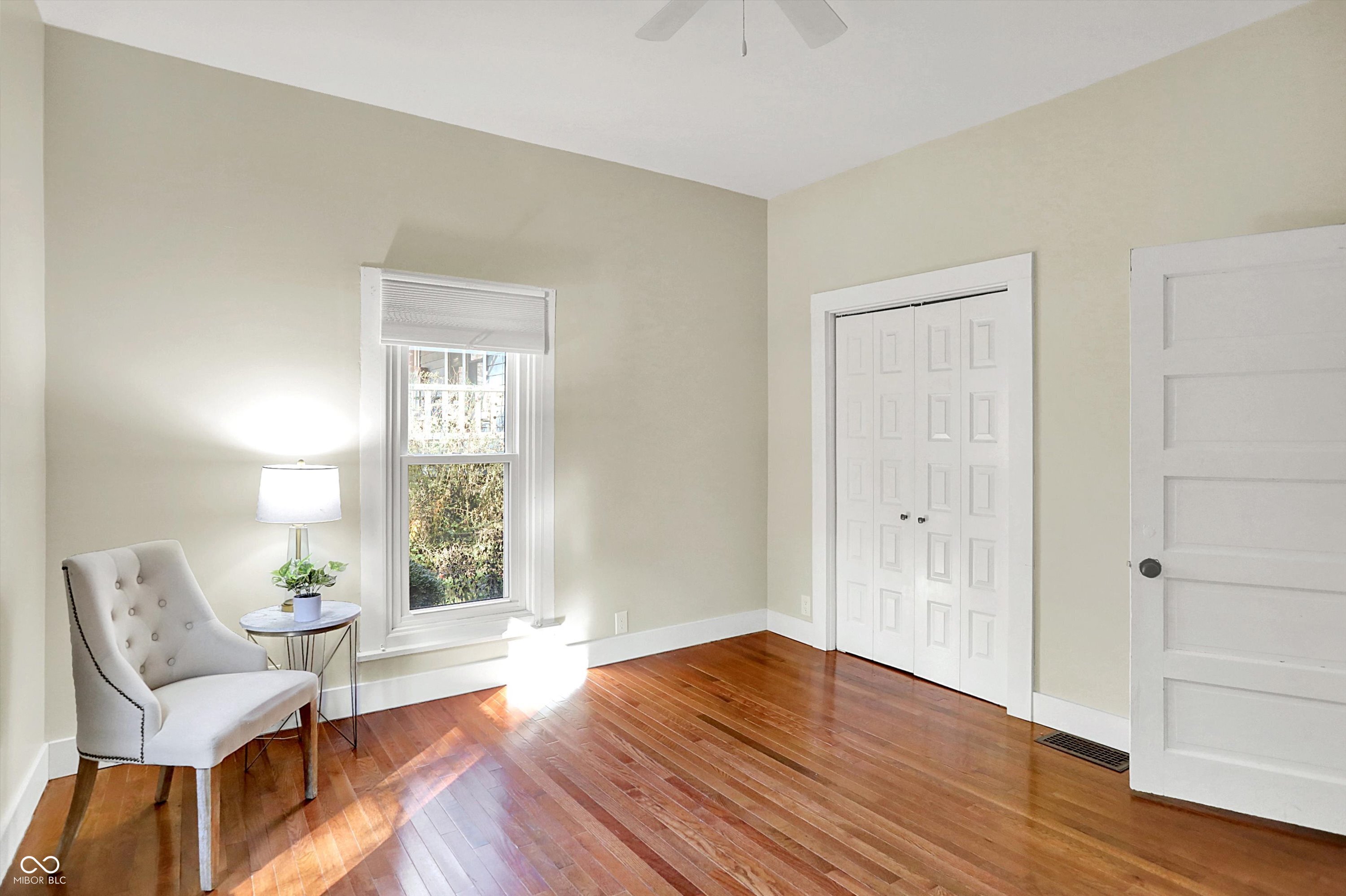 Zionsville, Indiana, 46077, United States, 3 Bedrooms Bedrooms, ,2 BathroomsBathrooms,Residential,For Sale,1981212