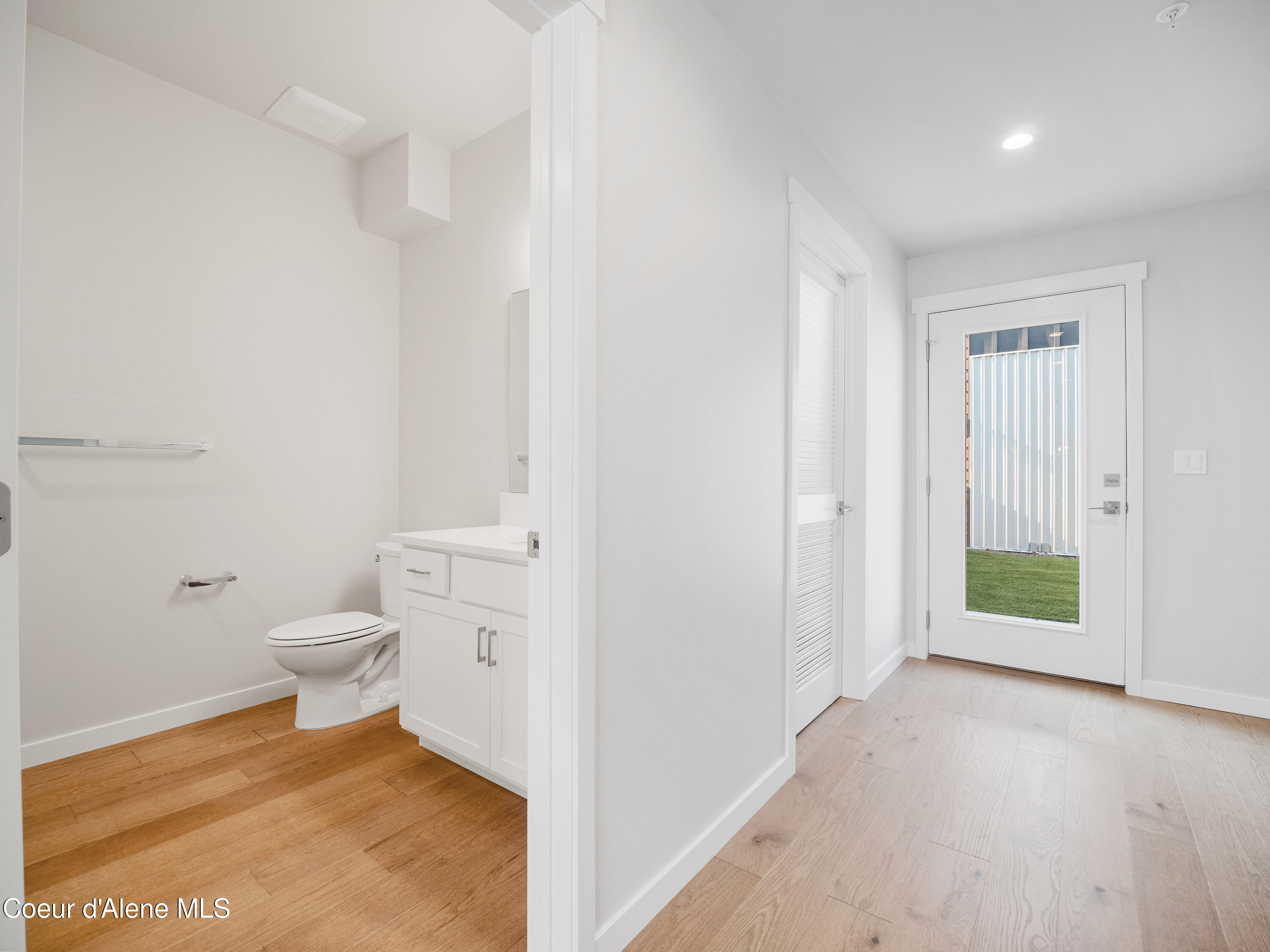 Post Falls, Idaho, 83854, United States, 3 Bedrooms Bedrooms, ,2 BathroomsBathrooms,Residential,For Sale,1895750