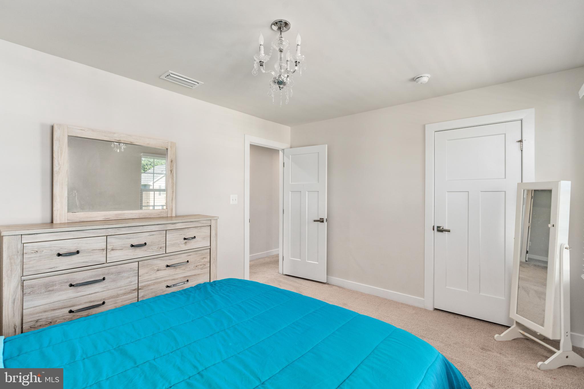 Fredericksburg, Virginia, 22407, United States, 4 Bedrooms Bedrooms, ,3 BathroomsBathrooms,Residential,For Sale,1996636